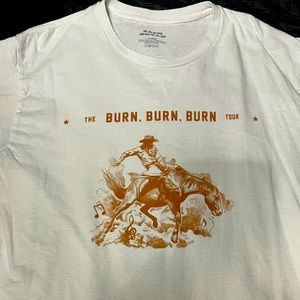 Zach Bryan BURN BURN BURN Tour Concert tee 2023